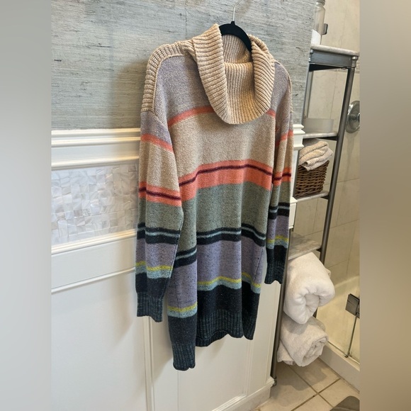 Medium Anthropologie daily practice keep it cool open back cowl sweater dress - Picture 5 of 14